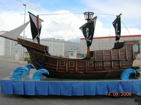 Otros servicios - CARROZAS INFANTILES - BARCO