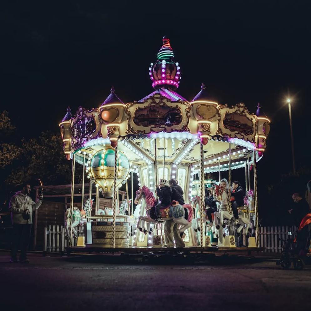 ALQUILER CARRUSEL VENECIANO NOCHE www.medirflash.com